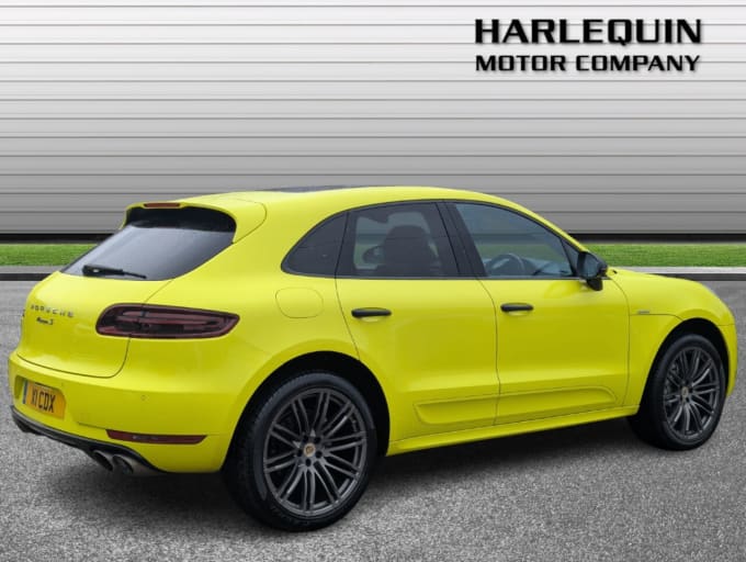 2015 Porsche Macan