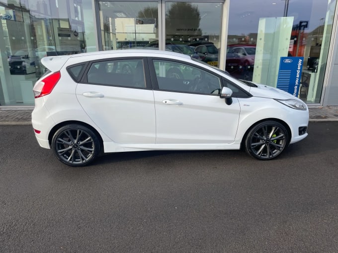 2017 Ford Fiesta