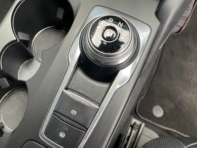 2020 Ford Kuga