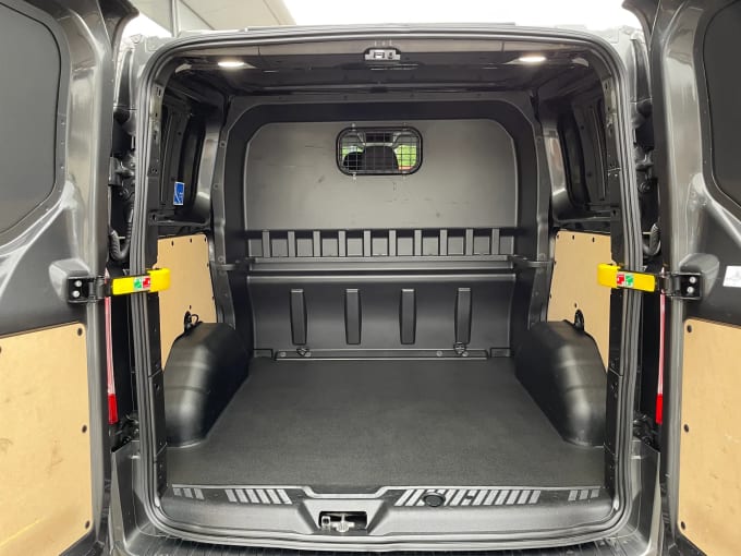 2022 Ford Transit Custom