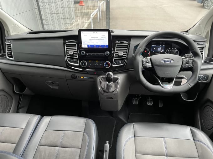 2022 Ford Transit Custom