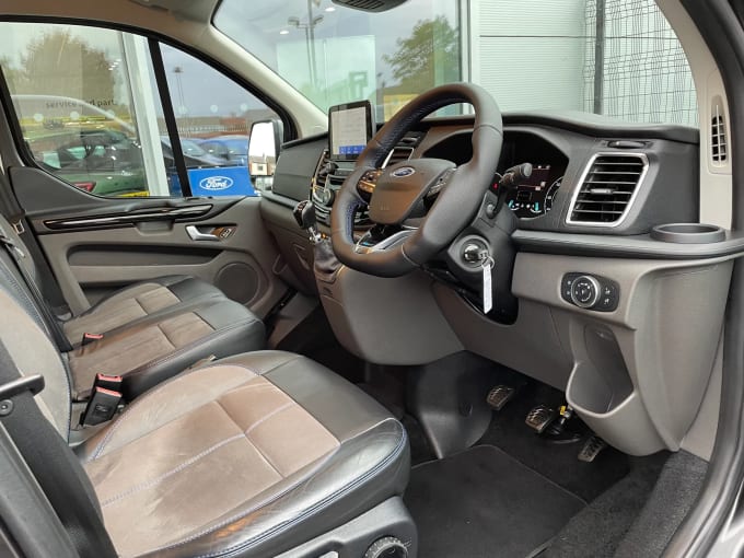 2022 Ford Transit Custom