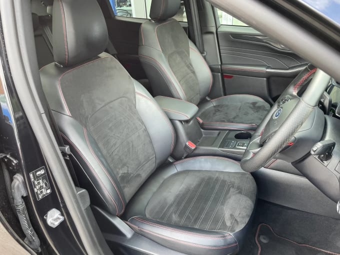 2023 Ford Kuga