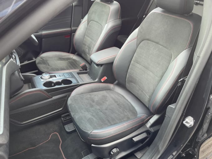 2023 Ford Kuga
