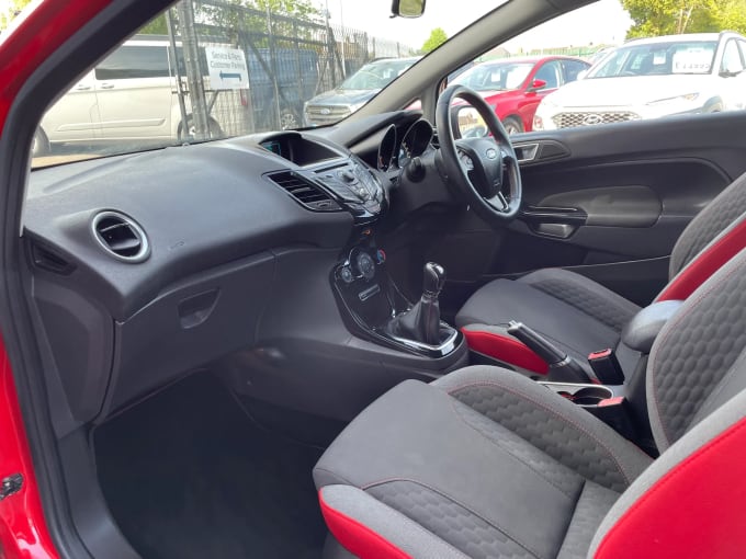 2015 Ford Fiesta