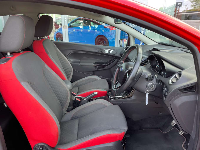 2015 Ford Fiesta