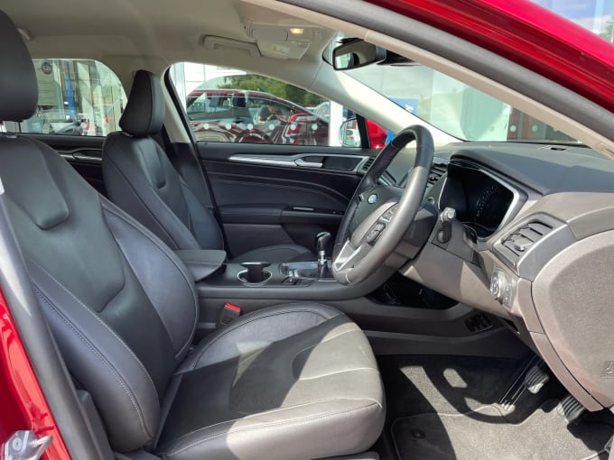 2018 Ford Mondeo