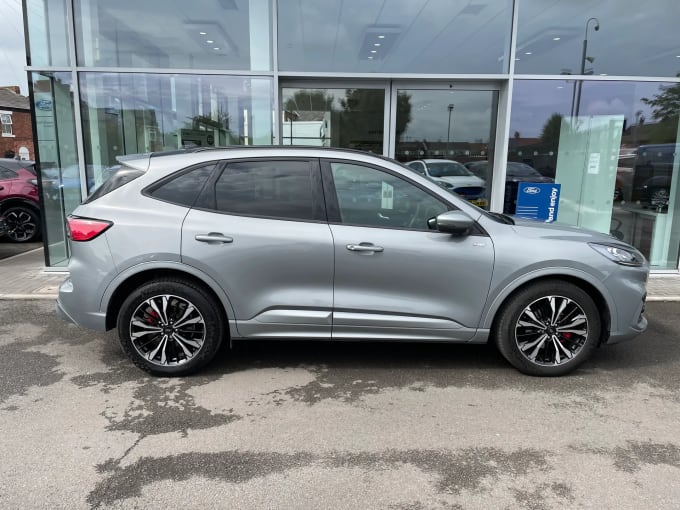 2023 Ford Kuga