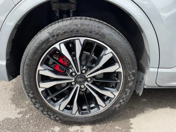 2023 Ford Kuga