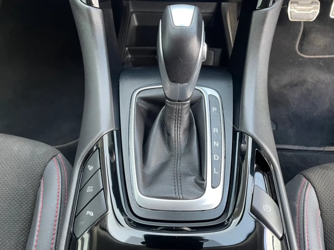 2022 Ford Mondeo