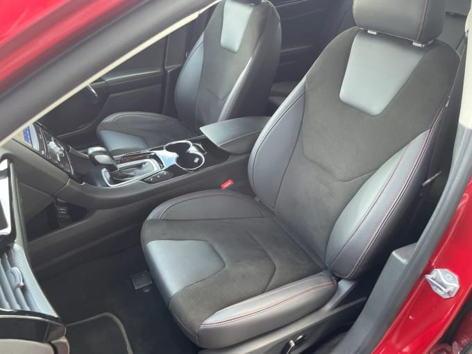 2022 Ford Mondeo