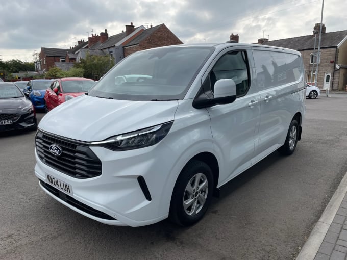2024 Ford Transit Custom