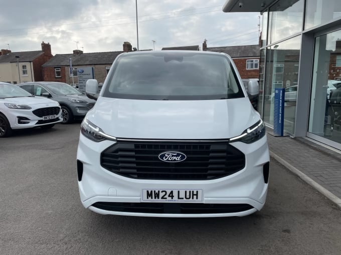 2024 Ford Transit Custom