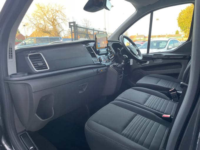 2023 Ford Transit Custom