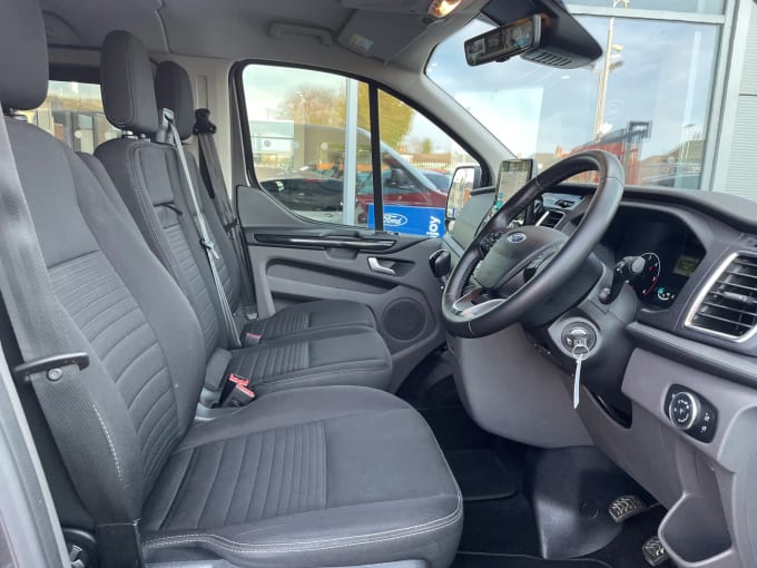 2023 Ford Transit Custom
