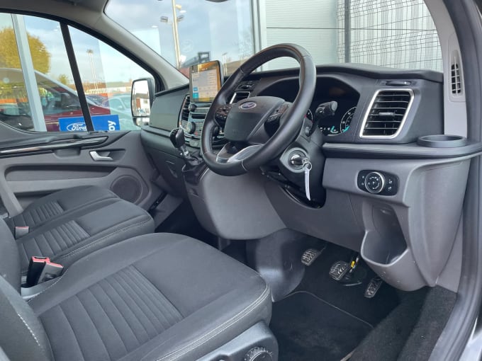 2023 Ford Transit Custom