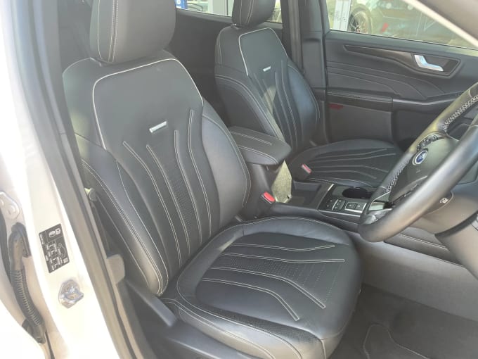 2022 Ford Kuga