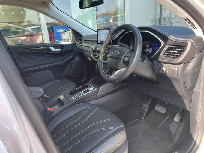 2022 Ford Kuga
