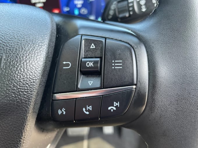 2022 Ford Kuga