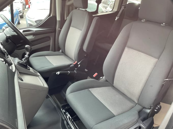 2022 Ford Tourneo Custom