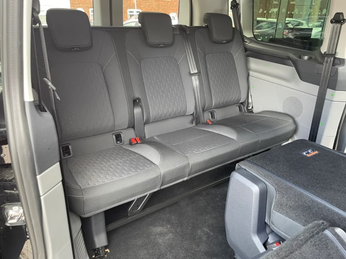 2024 Ford Transit Custom