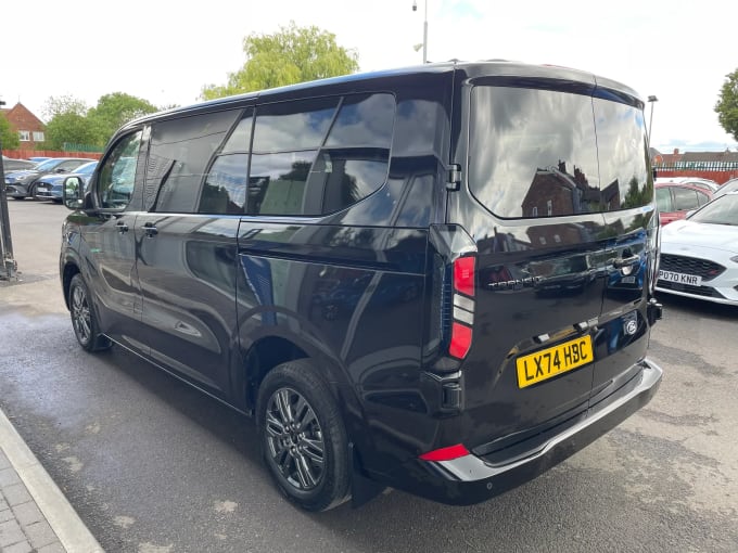 2024 Ford Transit Custom