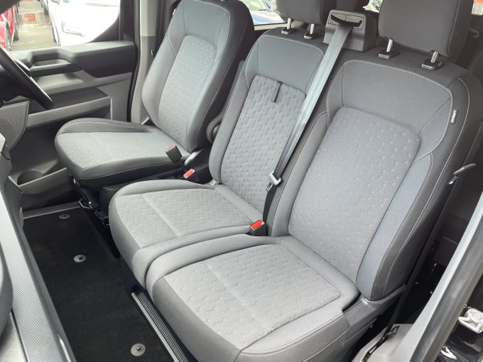 2024 Ford Transit Custom