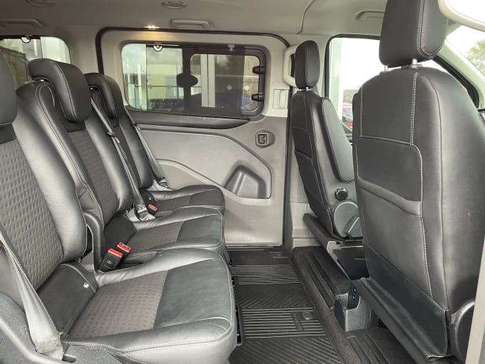 2022 Ford Tourneo Custom