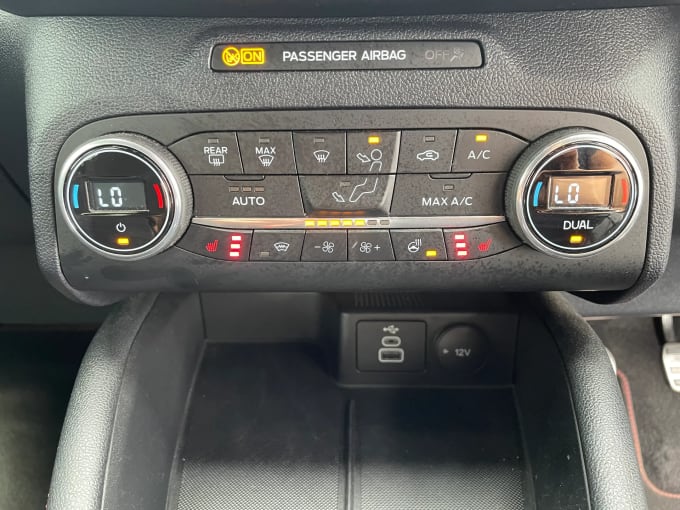 2022 Ford Kuga