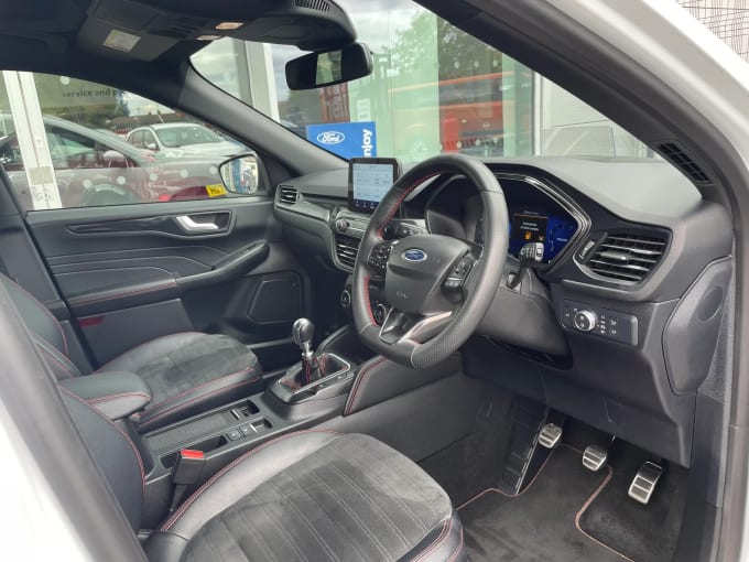 2022 Ford Kuga
