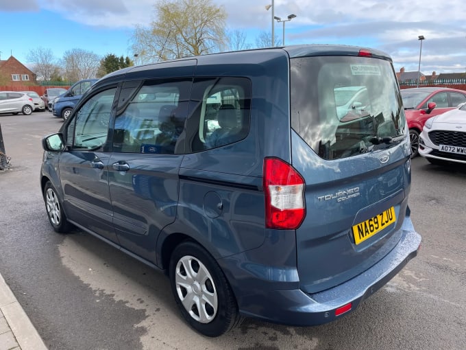 2019 Ford Tourneo Courier