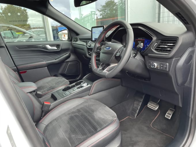 2022 Ford Kuga