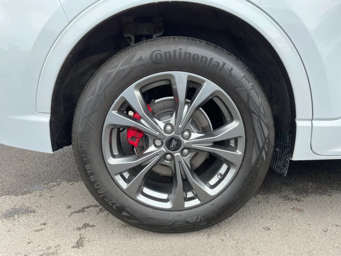 2022 Ford Kuga