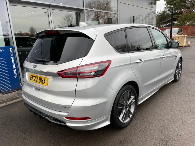 2022 Ford S-max