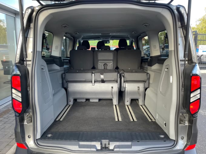 2024 Ford Tourneo Custom