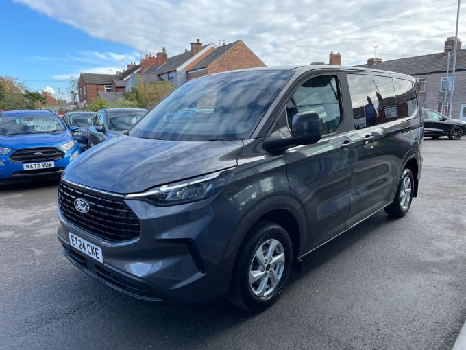 2024 Ford Tourneo Custom