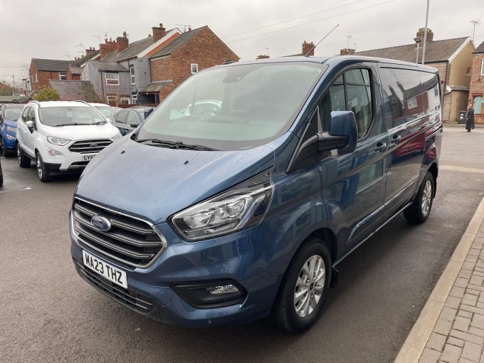 2023 Ford Transit Custom