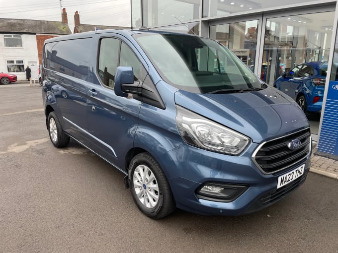 2023 Ford Transit Custom
