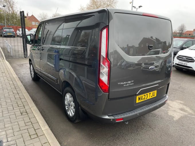 2023 Ford Transit Custom