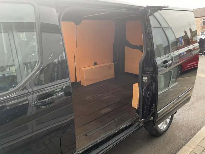 2023 Ford Transit Custom