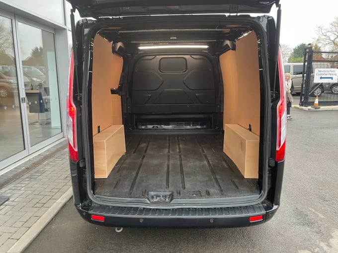 2023 Ford Transit Custom