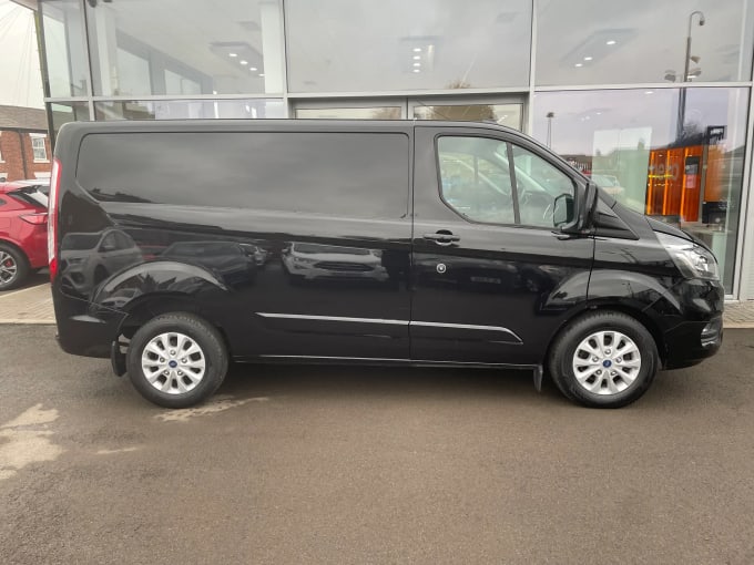 2023 Ford Transit Custom