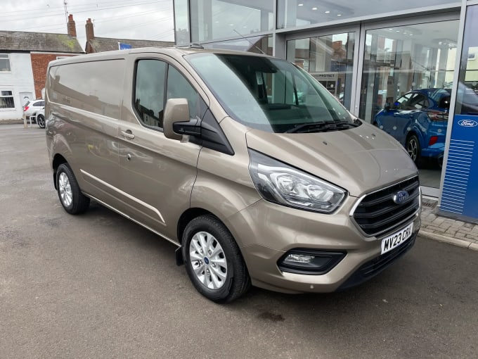 2023 Ford Transit Custom