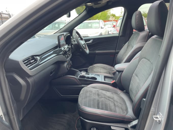 2022 Ford Kuga
