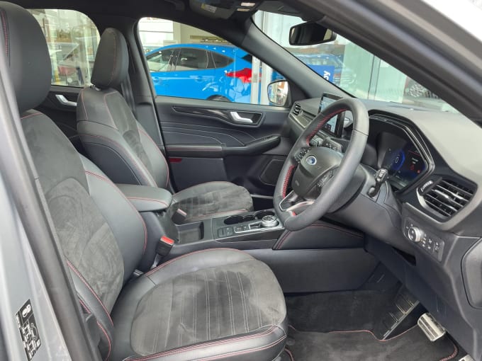 2022 Ford Kuga