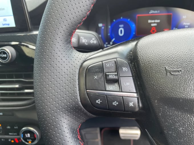 2022 Ford Kuga