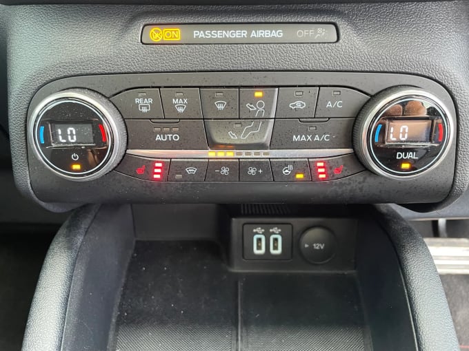 2022 Ford Kuga