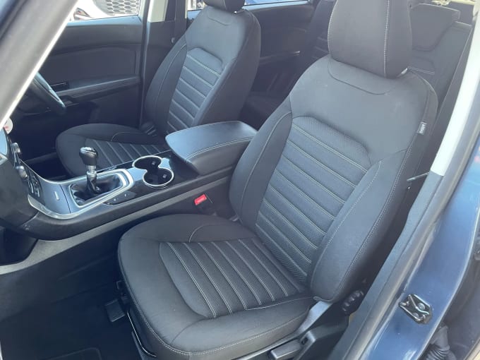 2019 Ford Galaxy