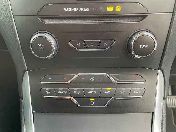 2019 Ford Galaxy