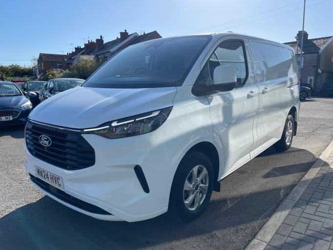 2024 Ford Transit Custom